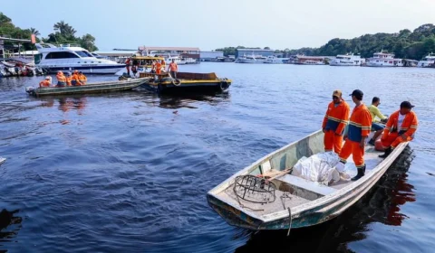 Igarapé do Gigante, no Tarumã, recebe ação de limpeza em Manaus