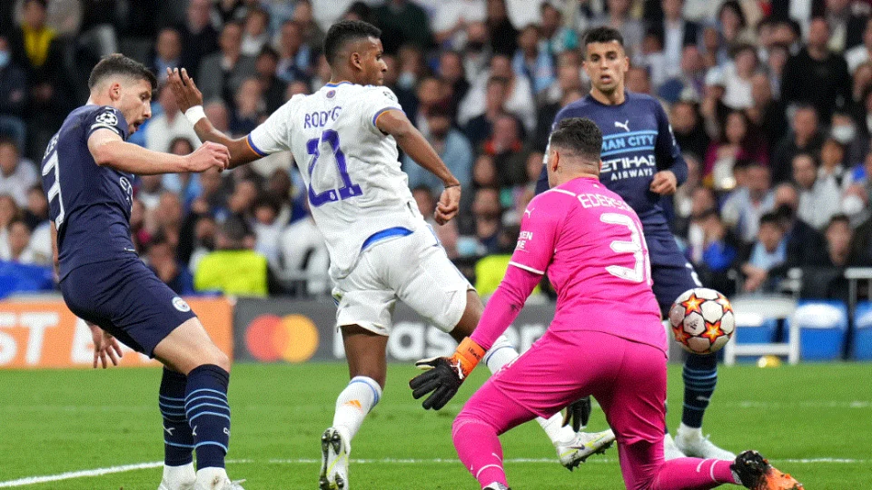 Real Madrid vence Manchester City e vai à final da Champions após gols nos acréscimos e prorrogação