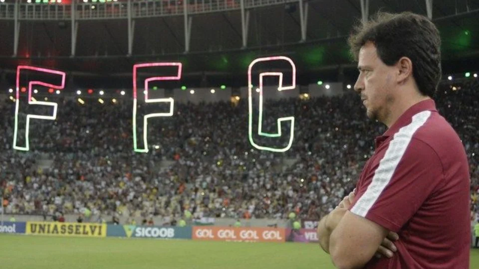 Fernando Diniz ainda acredita no título do Brasileiro e chama Ganso de gênio