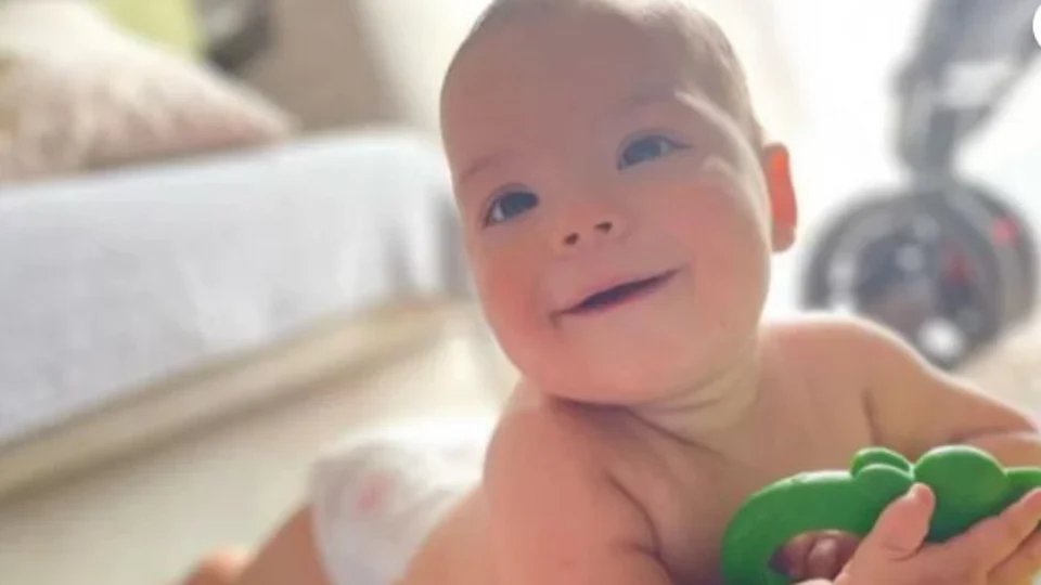 Vaquinha Virtual: família de bebê com dilatação no rim esquerdo pede ajuda para fazer cirurgia em Manaus