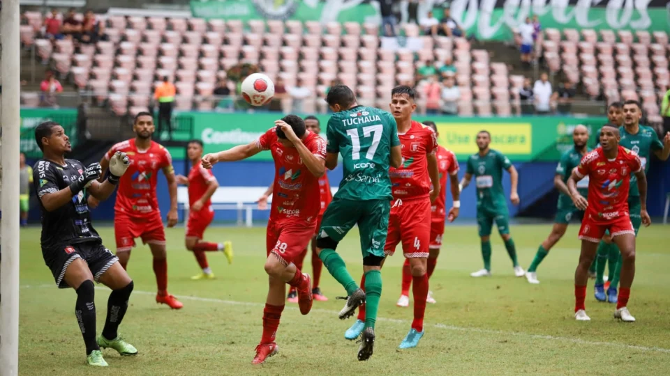 Manaus FC vence Princesa por 2 a 1 e larga na frente pelo título do Campeonato Amazonense