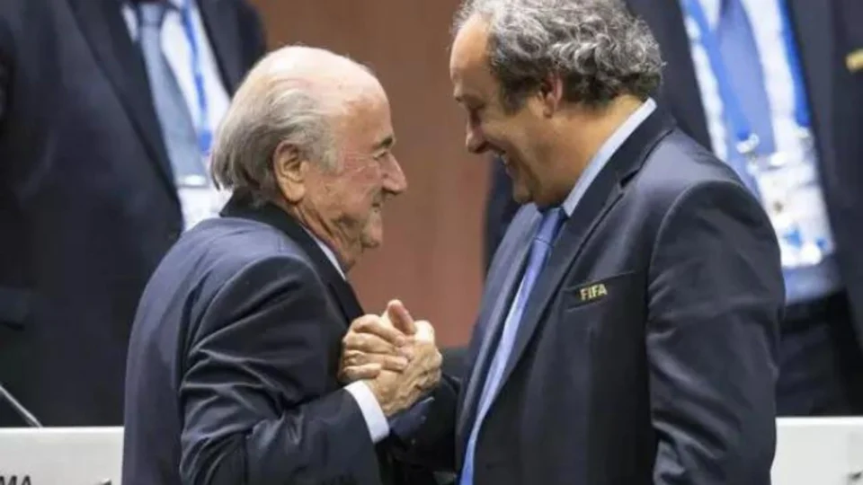 Tribunal da Suíça inicia processo contra Platini e Blatter por fraude e suposto pagamento de propina