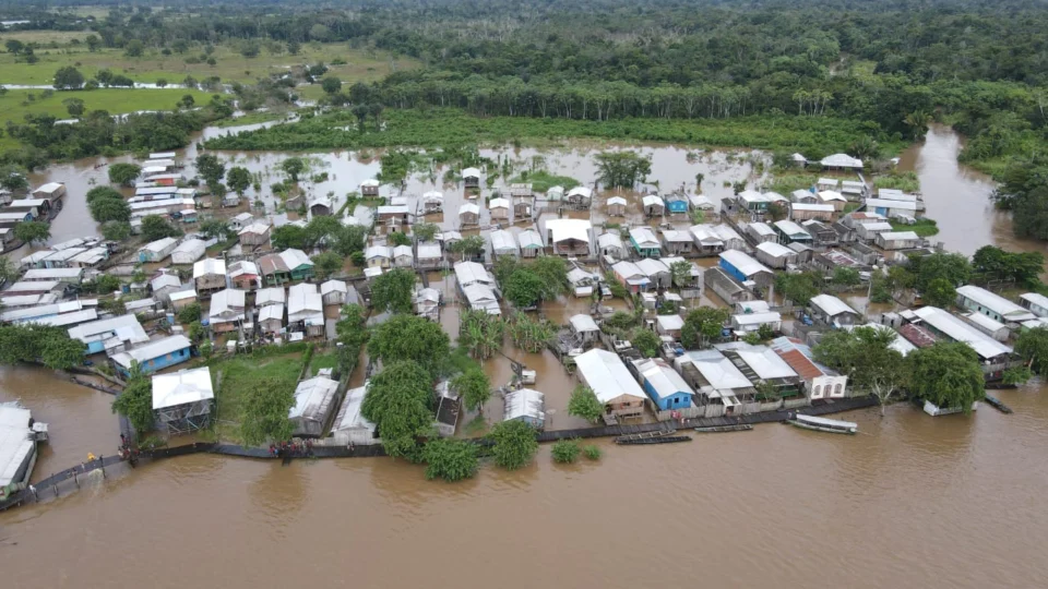 Enchente 2022: Amazonas terá acumulados de chuva significativos nos próximos dias, diz meteorologista