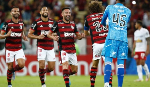 Flamengo é multado em pouco mais de 40 mil pela Conmebol por infrações na Libertadores da América