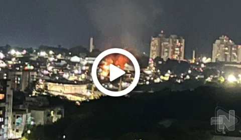VÍDEO: protesto com fogo resulta em incêndio em vegetação na Zona Oeste de Manaus