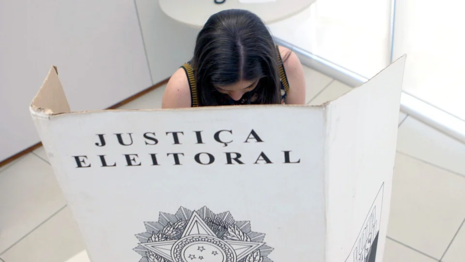 Eleições 2022: TSE decide sobre uso de porte de armas no dia do pleito nesta terça-feira