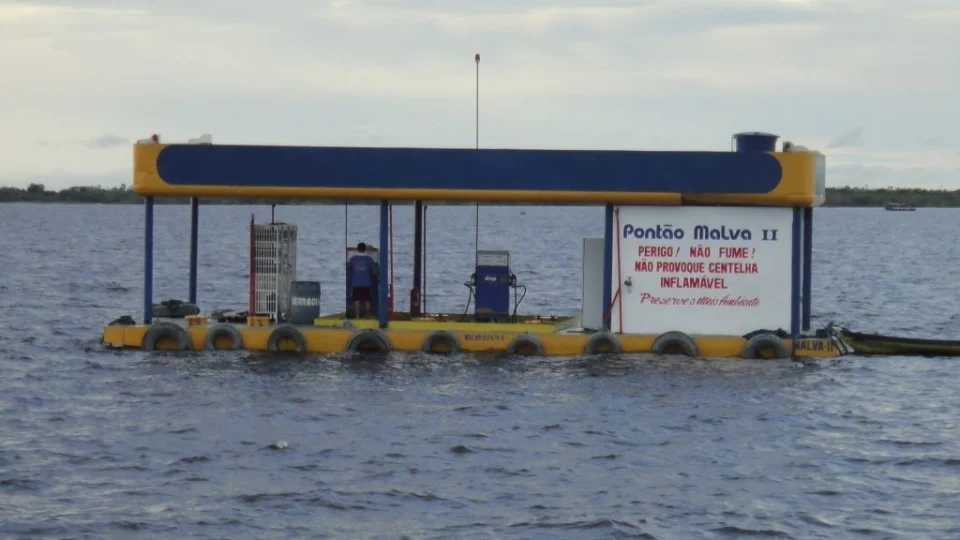 Piratas do rio roubam, no AM, mais de 1,5 milhão de litros de combustíveis em 2022, aponta Sindarma