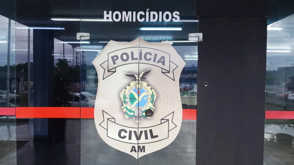 Motorista de aplicativo é assassinado a tiros durante assalto no Centro de Manaus