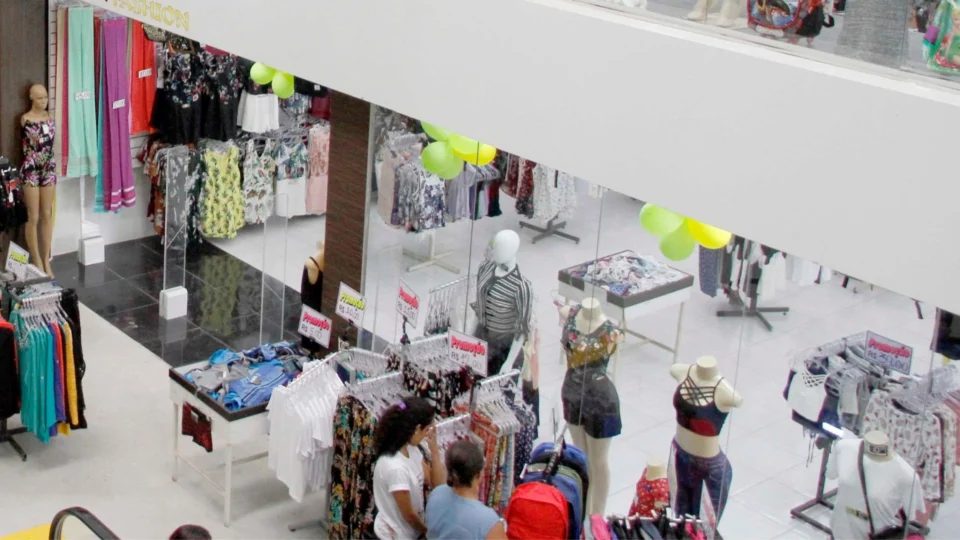 Após queda em janeiro, vendas do comércio amazonense aumentam 1,8%, em fevereiro, aponta IBGE