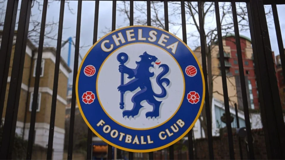 Venda do Chelsea é aprovada pelo governo britânico por R$ 25 bilhões