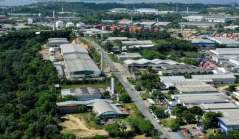 Setor industrial do Amazonas perde 25,3% dos postos de emprego em dez anos, aponta IBGE
