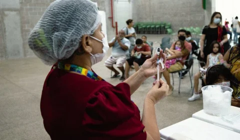 Manaus tem 31 pontos de vacinação contra a Covid-19 neste sábado (9)