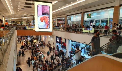 Vestuário e perfumaria devem movimentar 64% das vendas para o Dia dos Pais 2022, em Manaus