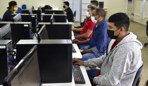 Seduc abre vagas para exame supletivo gratuito em Itacoatiara, interior do AM