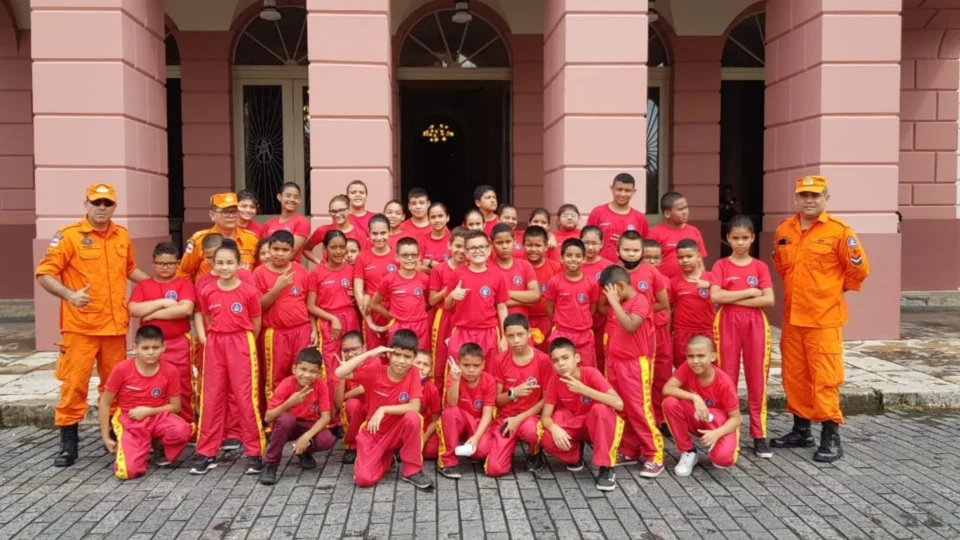 No AM, inscrições para Bombeiro Mirim são prorrogadas até sexta-feira