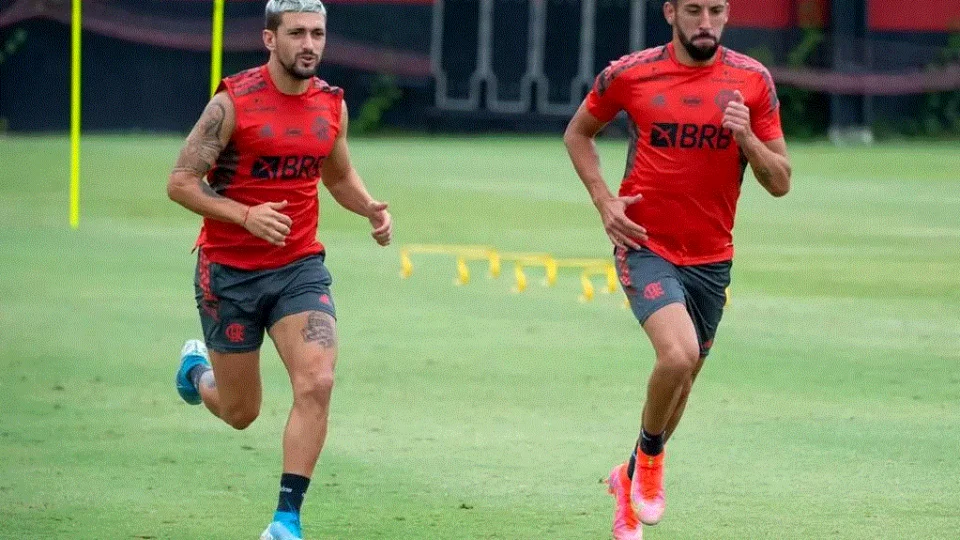 Flamengo não terá Arrascaeta e Isla na estreia da Libertadores da América nesta terça-feira, 05, no Peru