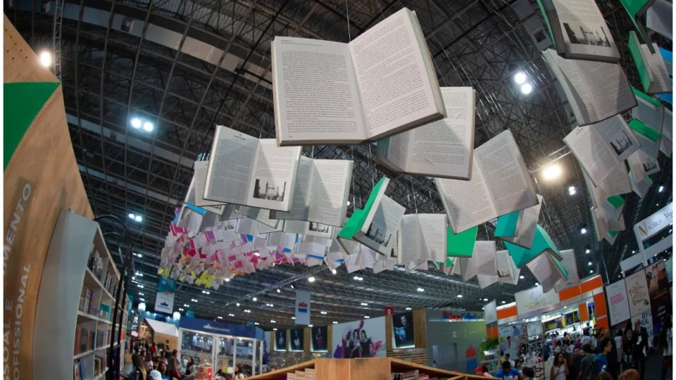 ‘Órfãos das Águas’: obra literária amazônica será lançada na Bienal do Livro, em São Paulo