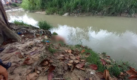 Corpo de homem é encontrado seminu em igarapé na Zona Leste de Manaus