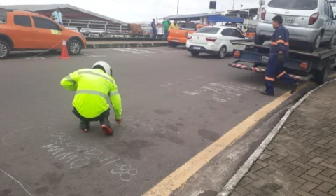 IMMU autua 30 veículos por estacionamento irregular na Manaus Moderna