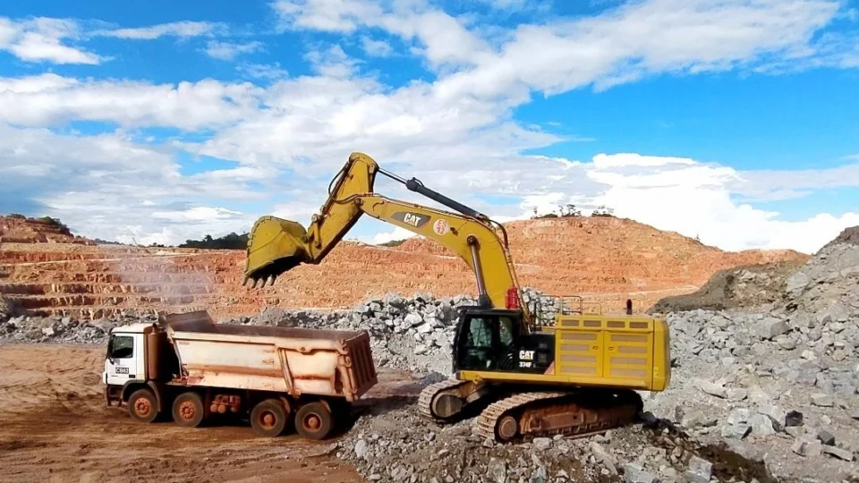 Indústria bilionária: muito além das cachoeiras, Pres. Figueiredo, no AM, extrai minérios para aviões, carros elétricos e outros bens