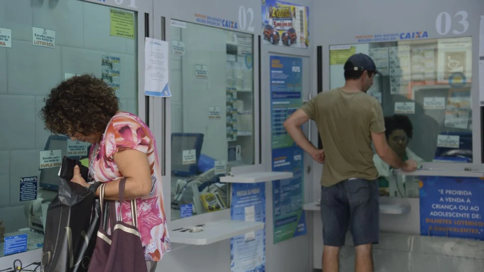 Ministério da Economia autoriza Caixa a lançar loteria +Milionária, com aposta mínima de R$ 6