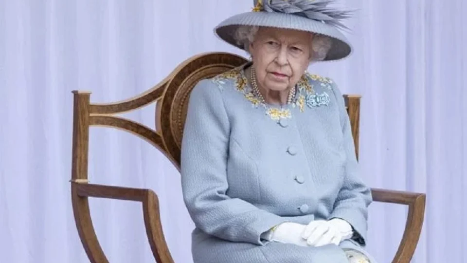 Rainha Elizabeth II parabeniza Brasil pelo bicentenário da independência