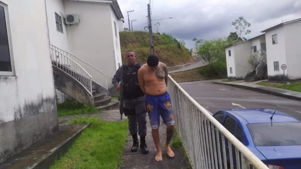 Membro de facção criminosa suspeito de vários homicídios é preso na Zona Oeste de Manaus