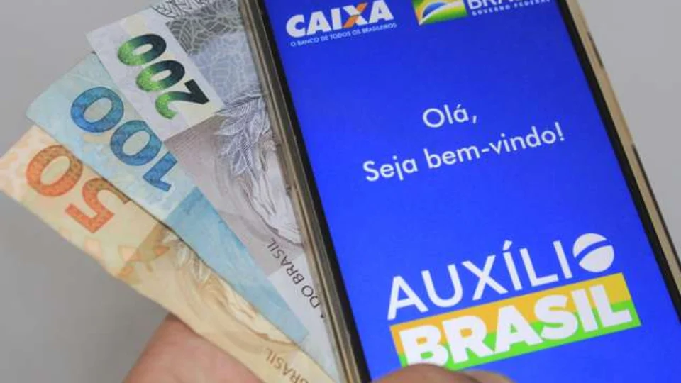 Auxílio Brasil: Caixa paga beneficiários com NIS final zero nesta terça-feira