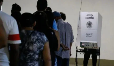 Eleições 2022: porte de arma nos locais de votação está proibido pelo TSE