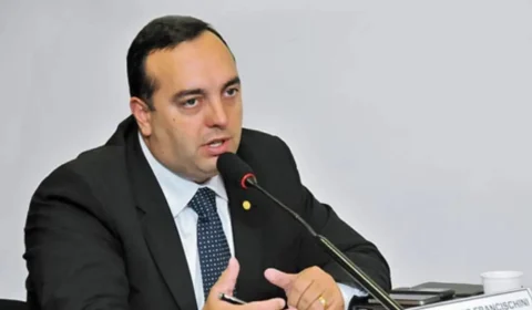 Segunda turma do STF derruba decisão de Nunes Marques e deputado Francischini perde mandato