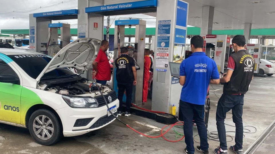 Ipem autua posto de combustível de GNV por irregularidades na Zona Sul de Manaus