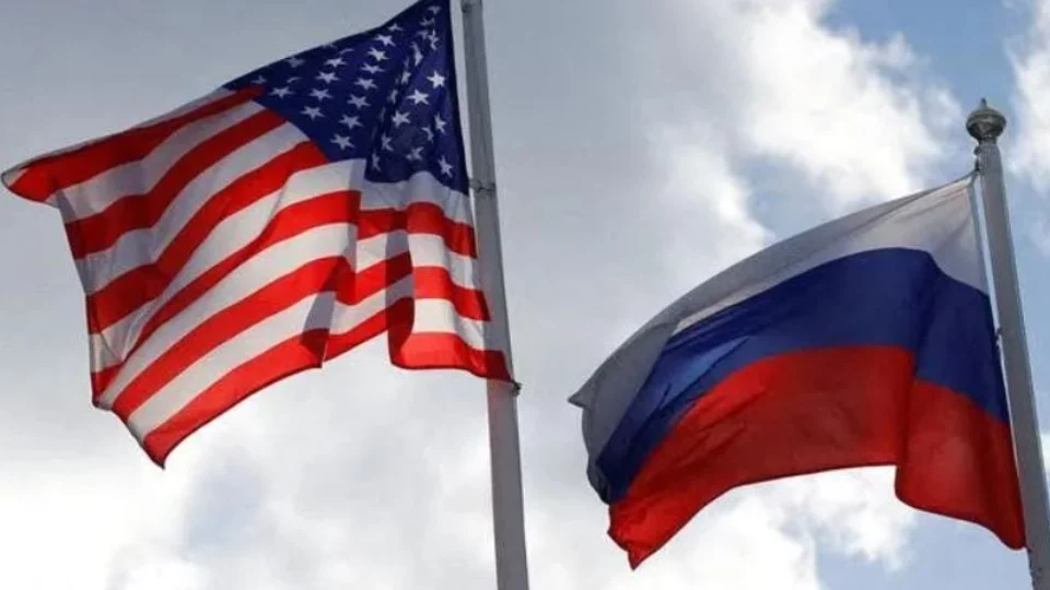 Novas sanções devem afetar canais de televisão da Rússia, afirmam EUA e líderes do G7