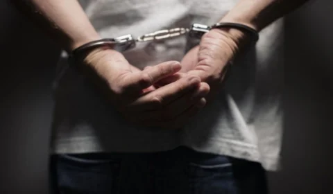 Integrante de facção criminosa é preso por tentativa de homicídio e porte ilegal de arma, em Iranduba-AM