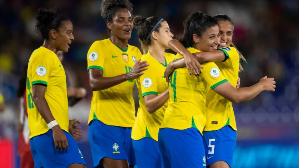 Brasil enfrenta Paraguai pela semifinal da Copa América Feminina com transmissão da TV Norte/SBT nesta terça, 26