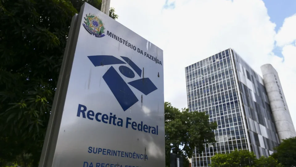 Receita Federal publica editais de renegociação de dívidas de pequeno valor