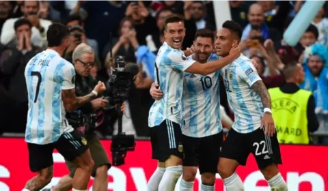 Argentina vence Itália por 3 a 0 e é campeã da ‘Finalíssima’
