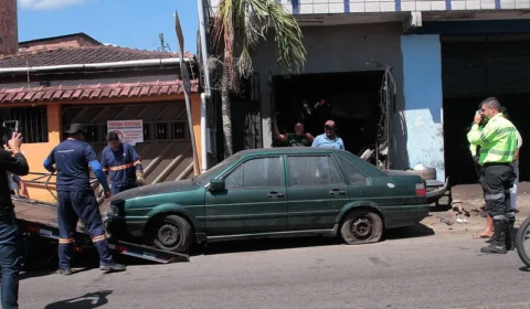 Operação Sucata desobstrui calçadas e vias da Zona Centro-Oeste de Manaus; veja fotos