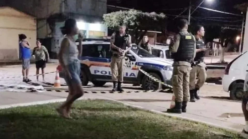 Cadeirante mata homem a facadas em Minas Gerais