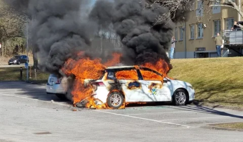 Confrontos entre forças policiais e manifestantes deixam três feridos na Suécia