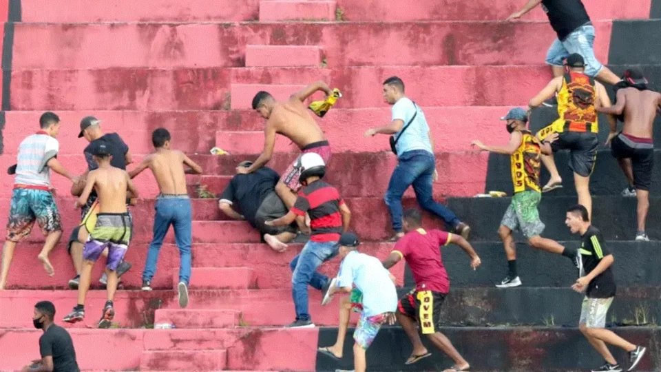 Ministério Público solicita à Polícia Civil de Pernambuco identificação dos envolvidos em agressões a torcedores corintianos