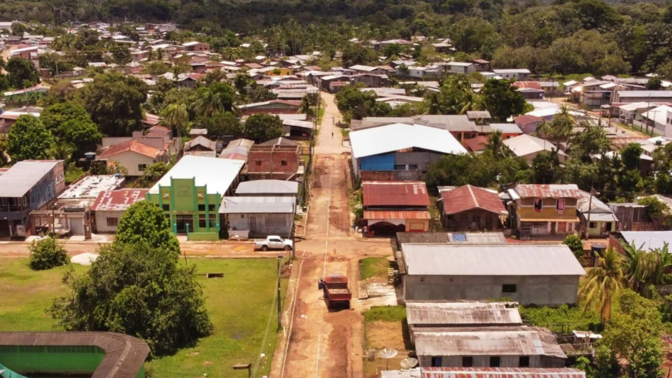 No AM, Prefeitura de Anori vai gastar R$ 795 mil com aluguel de oito veículos