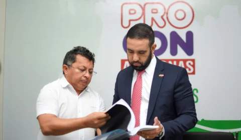 Relatório final da CPI da Amazonas Energia é entregue ao Procon-AM