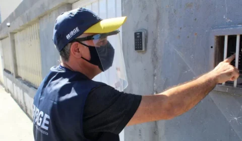 IBGE permite que Censo 2022 seja respondido por telefone ou internet; saiba como fazer