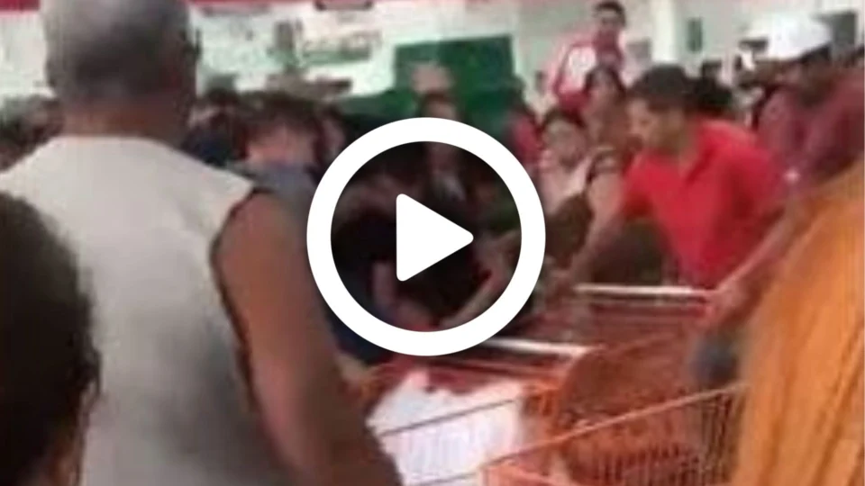 VÍDEO: promoção do quilo da cebola leva clientes de um supermercado a empurrões, em Goiás