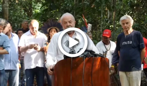 Lula fala sobre meio ambiente e promete criar ministério para povos na Amazônia, em Manaus