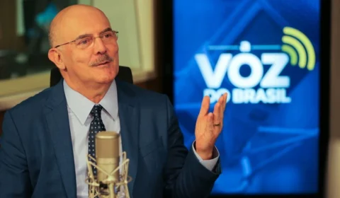 ÁUDIO: ouça diálogo de Milton Ribeiro em que revela ligação de Bolsonaro para falar de ‘pressentimento’ de operação da PF