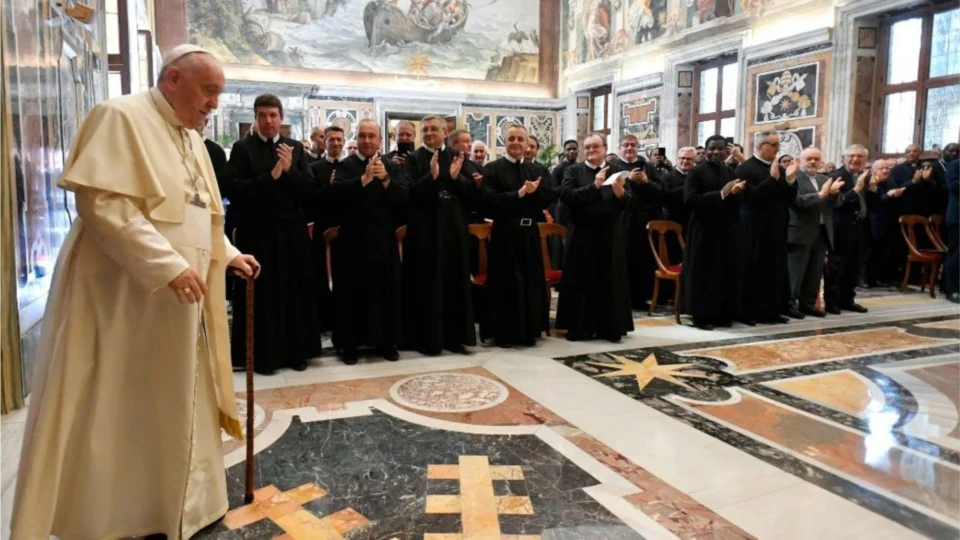 Embaixador ucraniano critica fala de papa Francisco ao se referir a Darya Dugina, morta em carro-bomba na Rússia