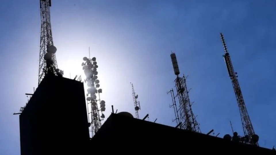 Sancionada lei que facilita instalação de antenas 5G