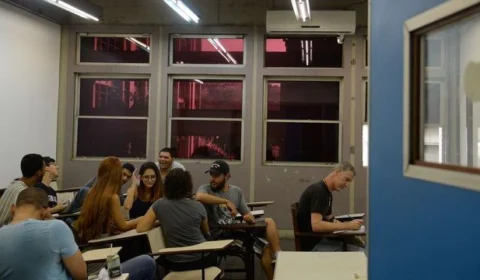 Lei que amplia Prouni para estudantes de escolas privadas é sancionada