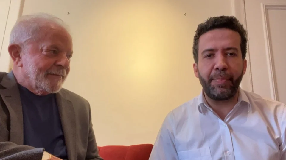 Eleições 2022: Janones desiste de disputa presidencial e anuncia apoio a Lula